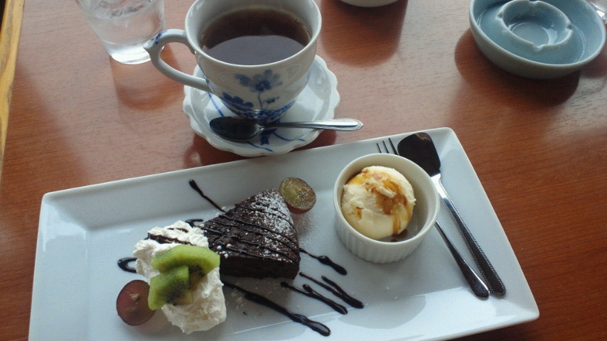 �f�U�[�g��(*^��^*)