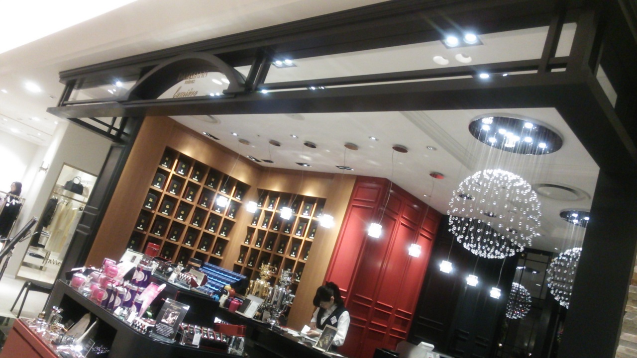 DAMMANNLumiere�Ȃ��B