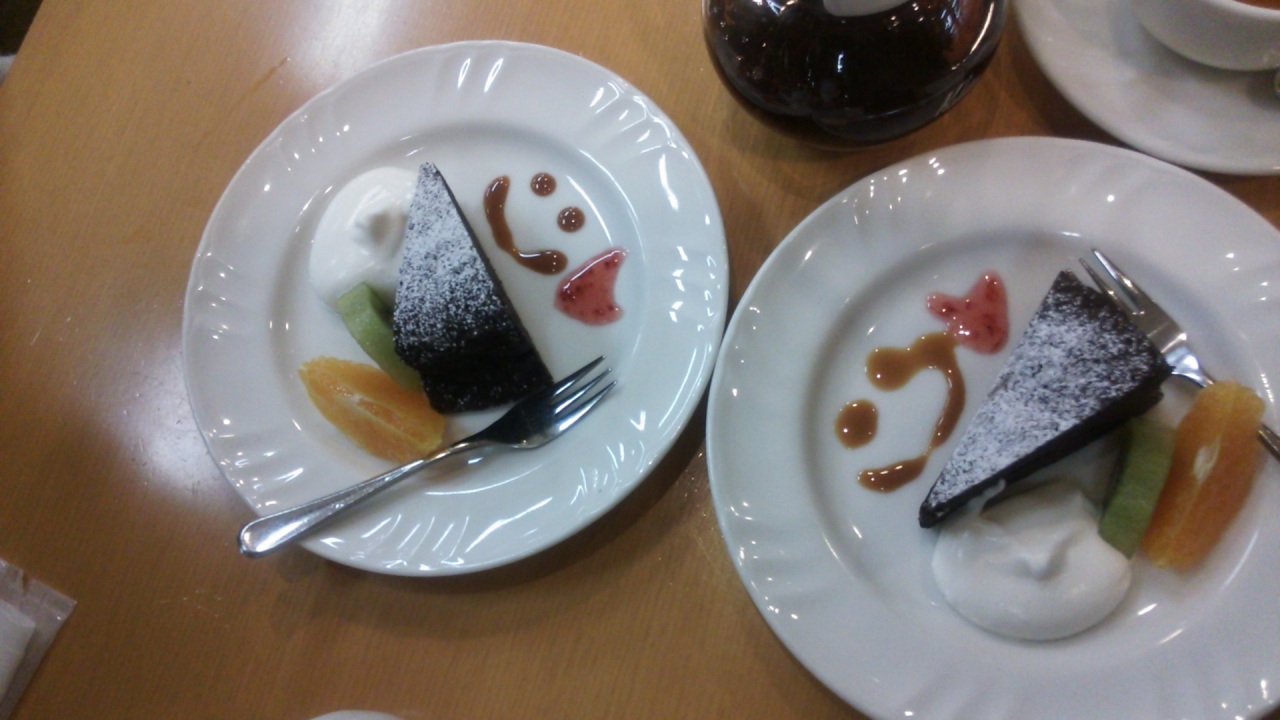 (^_^)�̊i���Љ�