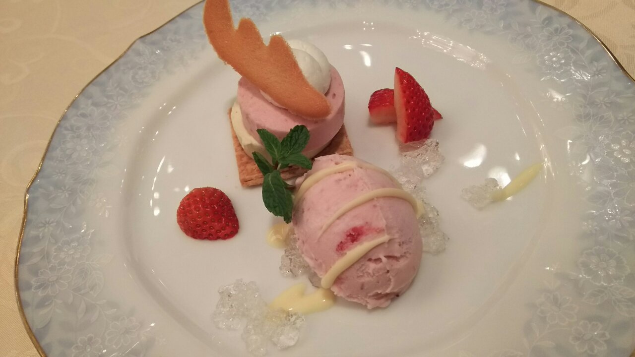 �f�U�[�g�ł���[