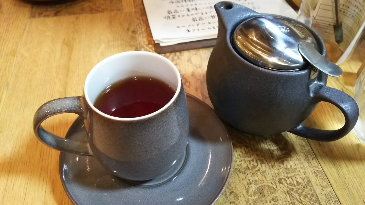 ����̃t���b�t�B�[�p���P�[�L�Ȃ��B