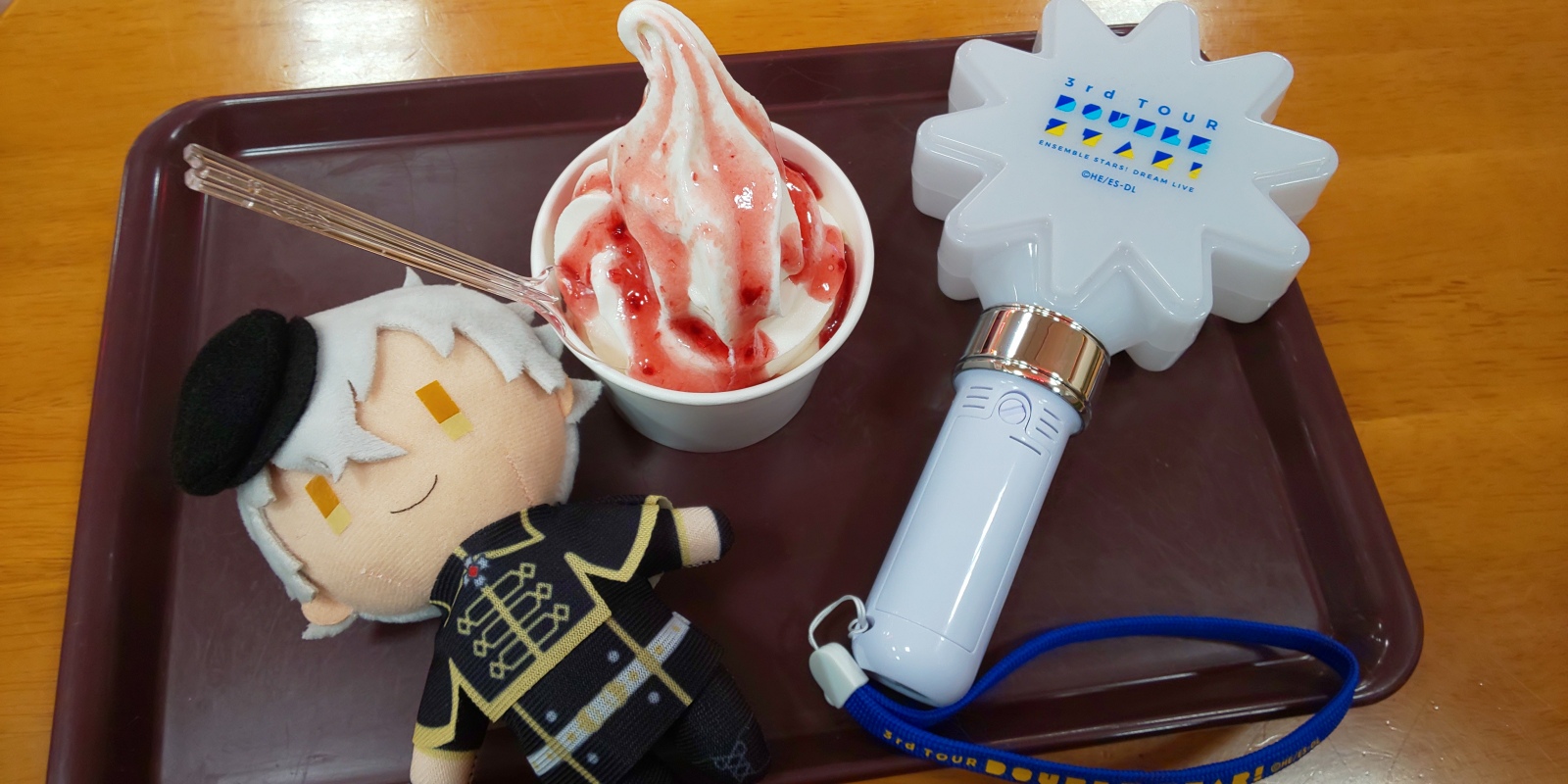 �j�V�����J�t�F�Ȃ��B